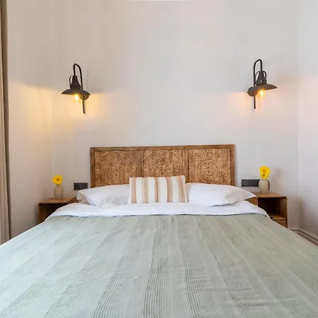 Mediha Hanim Konagi Alacati * Cesme