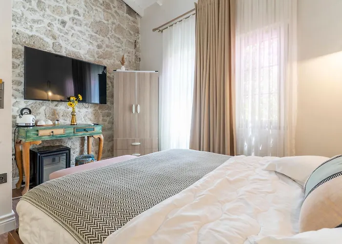 Quarto em Acomodações Particulares Mediha Hanım Konağı Alaçatı *