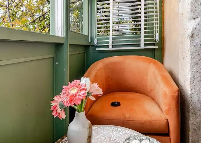 Mediha Hanım Konağı Alaçatı *