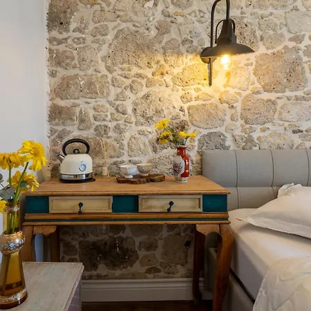 Mediha Hanım Konağı Alaçatı