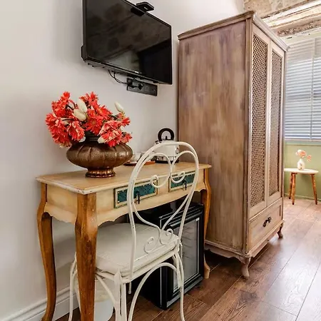 Mediha Hanım Konağı Alaçatı